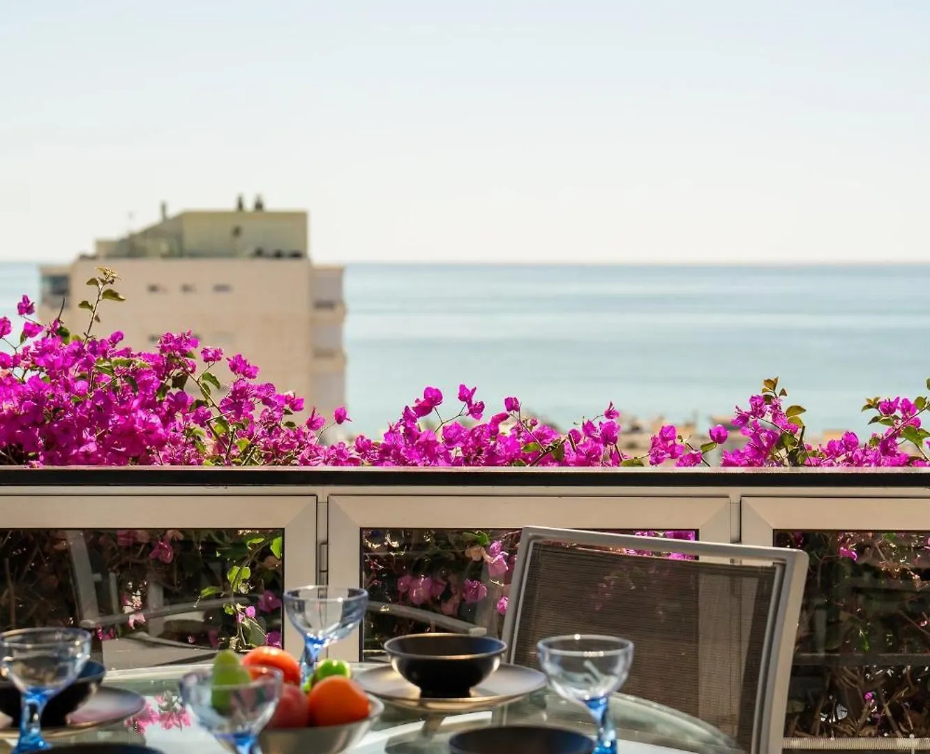 Perfect Terrace, Amazing Views, Great Location contacts