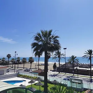 Lido Beachfront Apartment