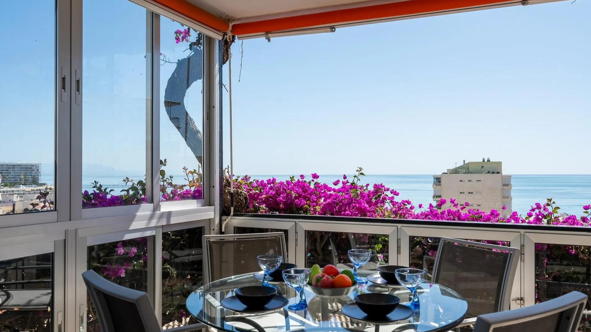 Perfect Terrace, Amazing Views, Great Location Apartment Torremolinos